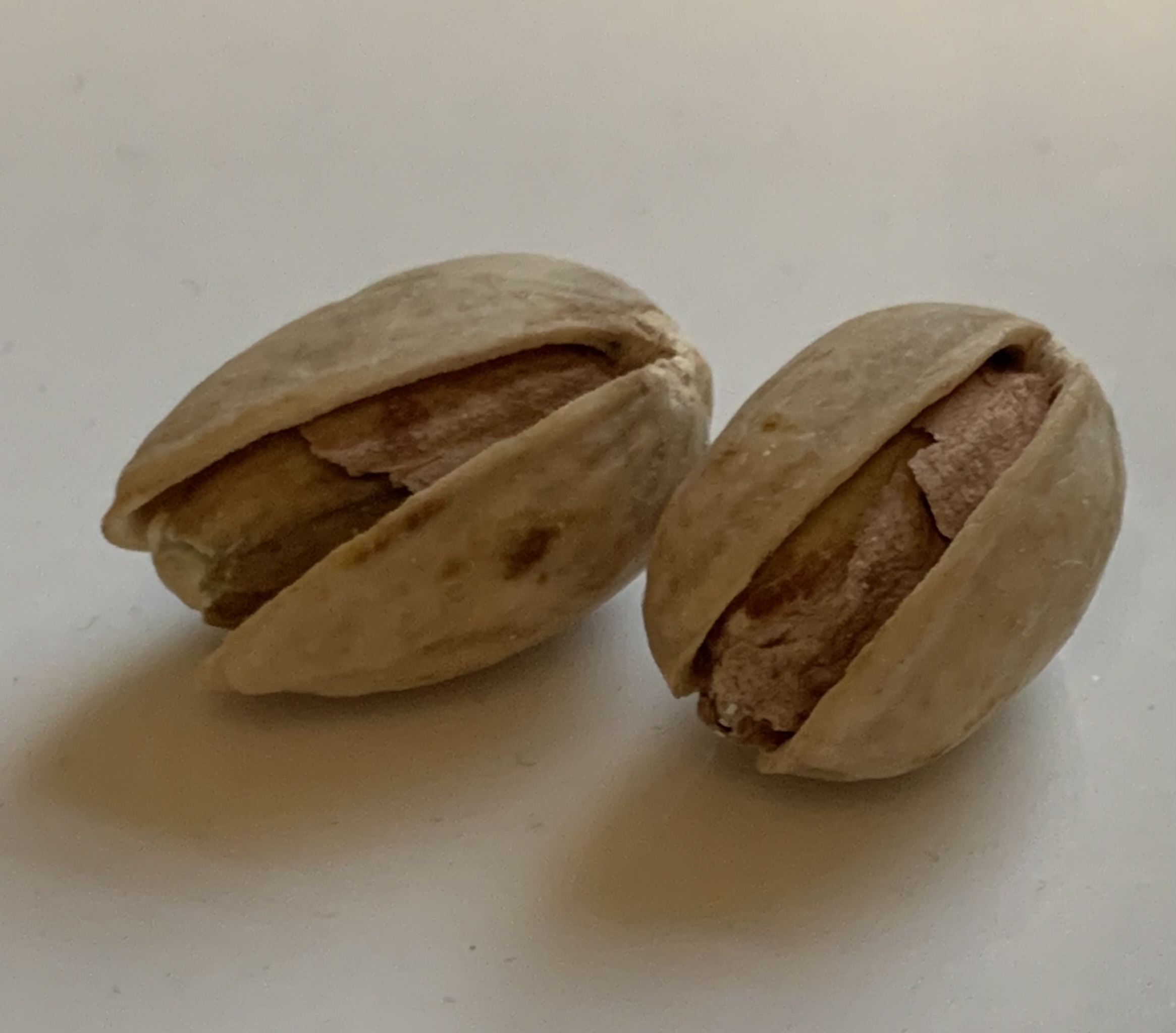 Eating Pistachios Protects Your Eyes